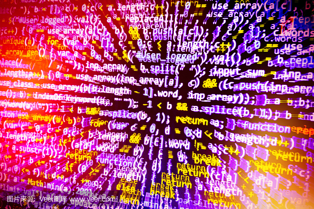 軟件開(kāi)發(fā)人員編程代碼在計(jì)算機(jī)上